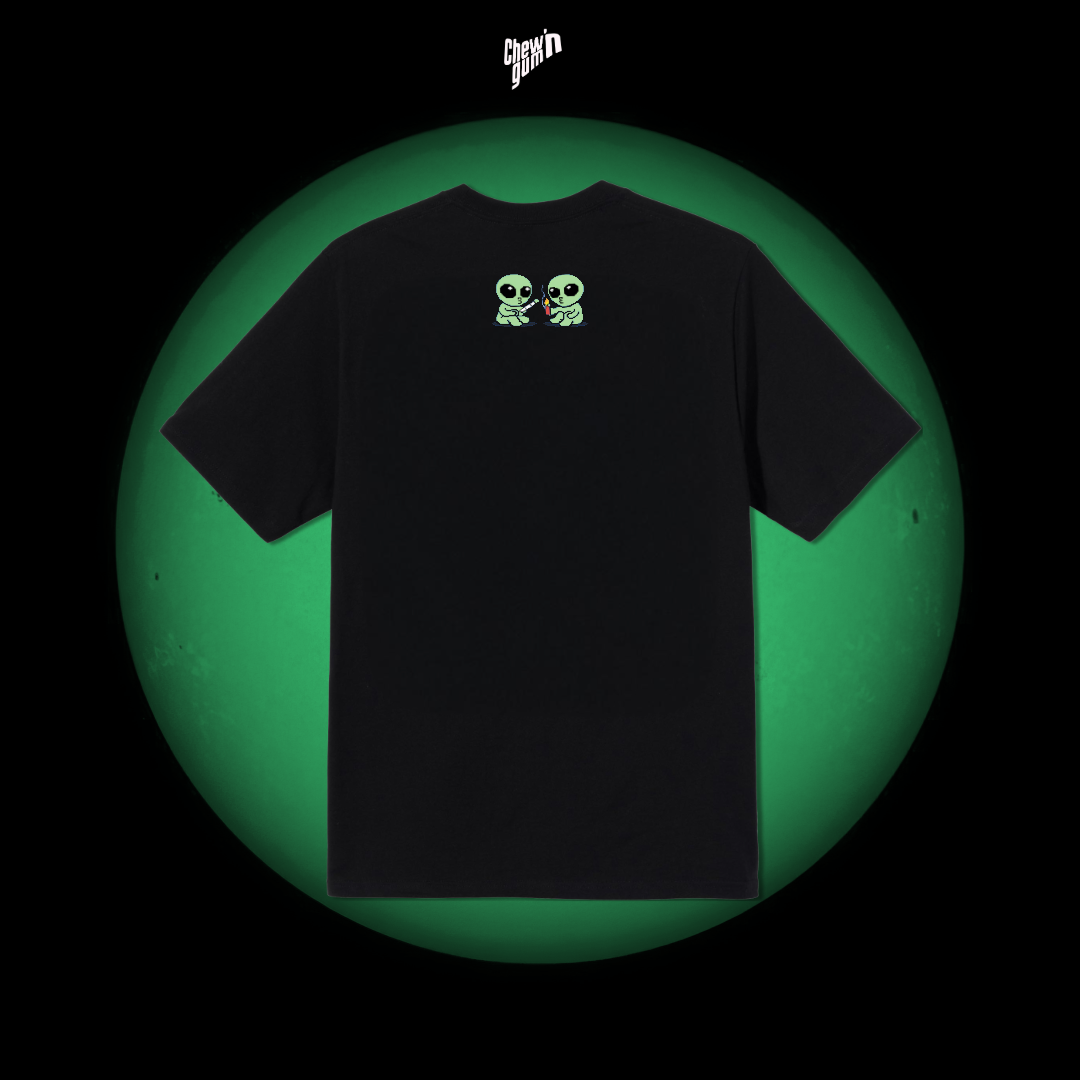 '2 aliens' (Unisex) Oversized T