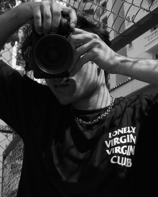 "Lonely virgin Virgin club"(Unisex) Oversized T